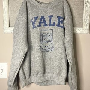 yale pullover
